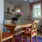 Weisses Haus מלון דירות