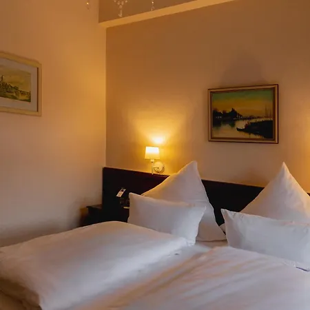 Weisses Haus 4*
