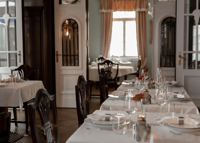 Aparthotel Weisses Haus 4*