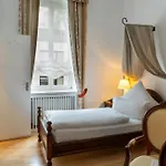Weisses Haus Hotel apartamentowy Bad Kissingen