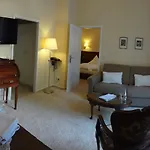 Hotel apartamentowy Weisses Haus 4*