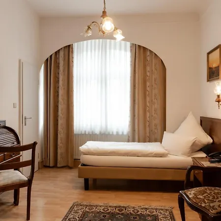 Weisses Haus 4*