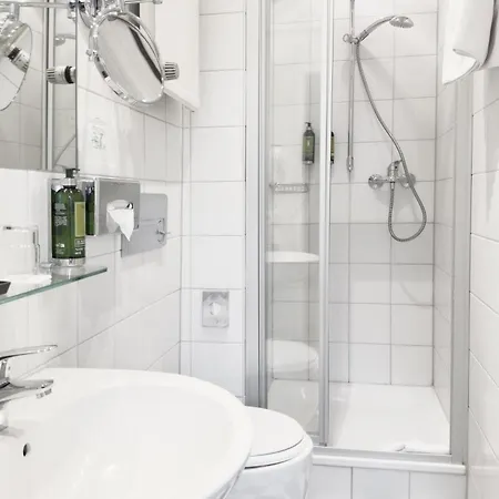 Aparthotel Weisses Haus 4*