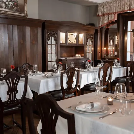Weisses Haus Lägenhetshotell Bad Kissingen